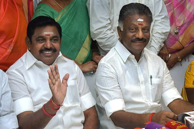 சேலத்தில் முதல்வர், துணை முதல்வர் ஆலோசனை