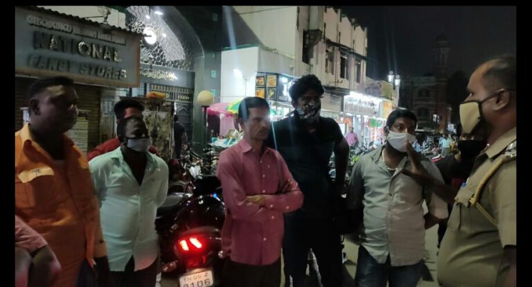 காவல் துறை சார்பில் பொதுமக்களுக்கு விழிப்புணர்வு,!