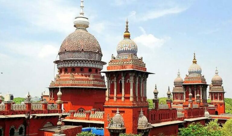 பொங்கல் பரிசு உயர்நீதிமன்றம் அதிரடி உத்தரவு!
