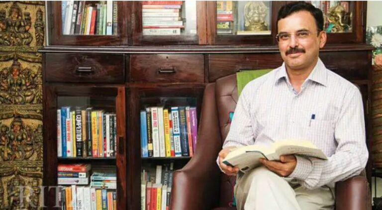 தமிழக அரசின் புதிய தலைமைச்செயலாளர் – ராஜீவ் ரஞ்சன் ஐ.ஏ.எஸ்.?