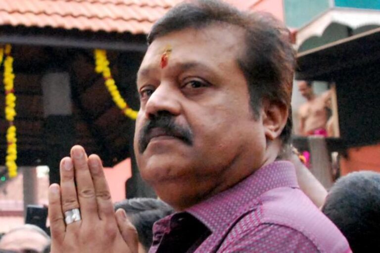 சுரேஷ் கோபி பா.ஜ.கா சார்பில் வேட்பு மனு தாக்கல்