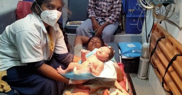 பேருந்தில் பிரசவ வலி.. காப்பாற்றிய 108 ஆம்புலன்ஸ் பணியாளர்