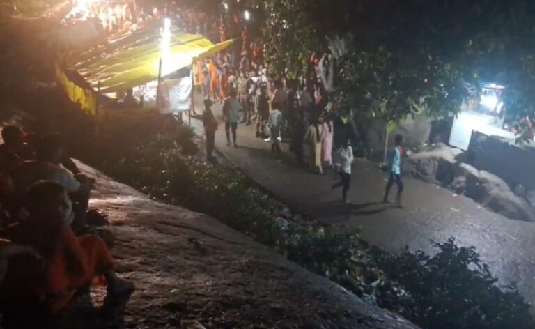 7 killed in Bihar temple stampede