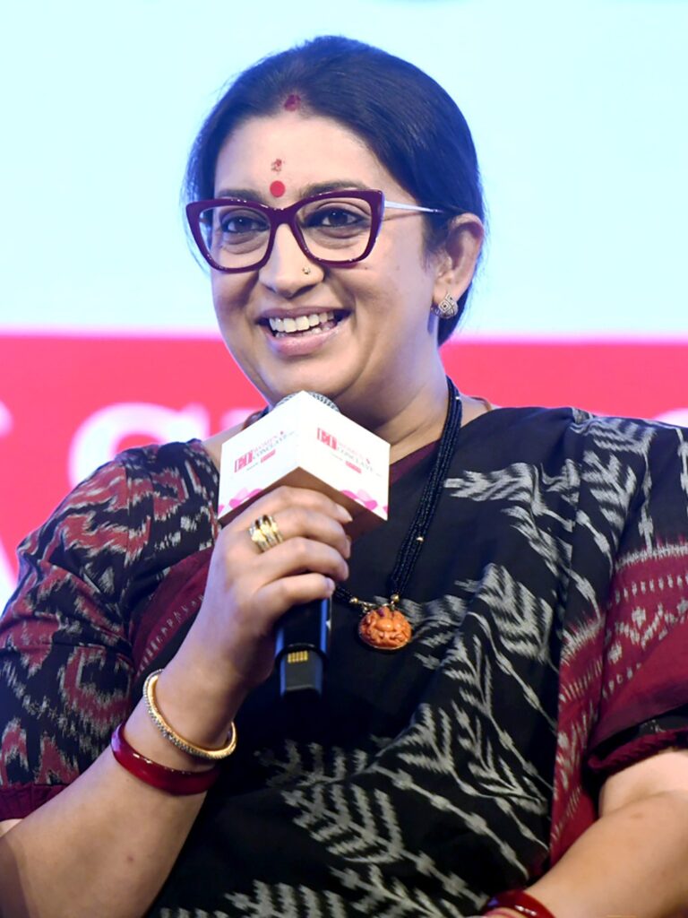 మాజీ మంత్రి స్మృతి ఇరానీ పథకం