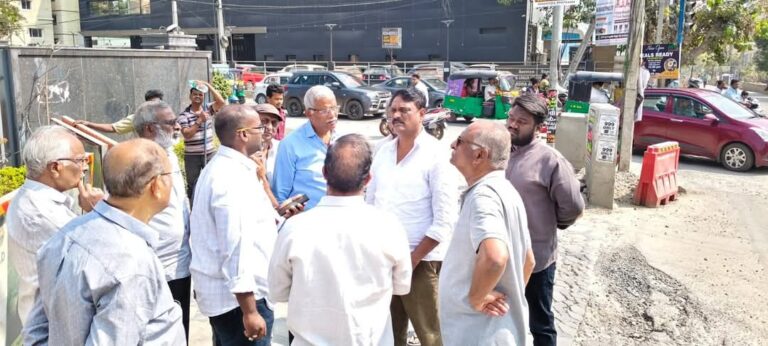 హైదర్ నగర్ డివిజన్ గౌరవ కార్పొరేటర్ శ్రీ నార్నె శ్రీనివాస రావు గారు
