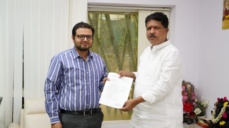 సమస్యలపై , అభివృద్ధిపై ప్రభుత్వం దృష్టి పెట్టాలి, ఎమ్మెల్యే మాధవరం కృష్ణారావు గారు.